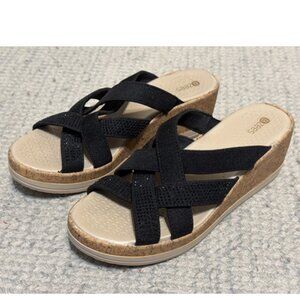 Bzees Reign Black Sparkle Cork Wedge Sandals Women's Size 9M Lightweight Stretch